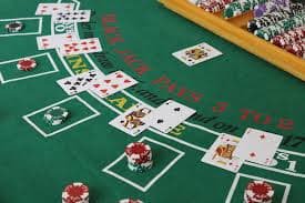 Mobile view of Casino Hold'em on alexa togel showing hand history and account balance